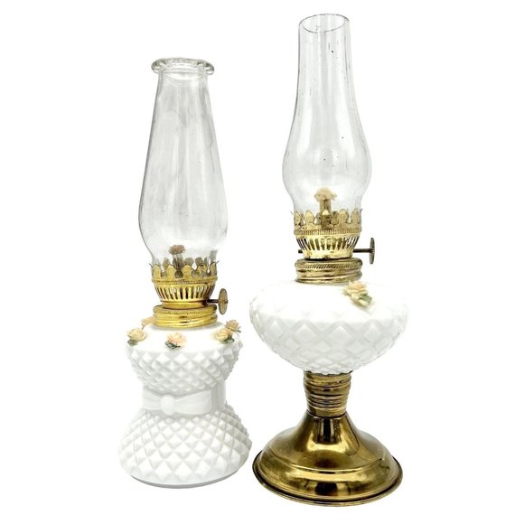 Set of 2 Mini Vintage Oil Lamps 8.5 x 3 9 x 3 Brass and White Milk Glass - Picture 5 of 11